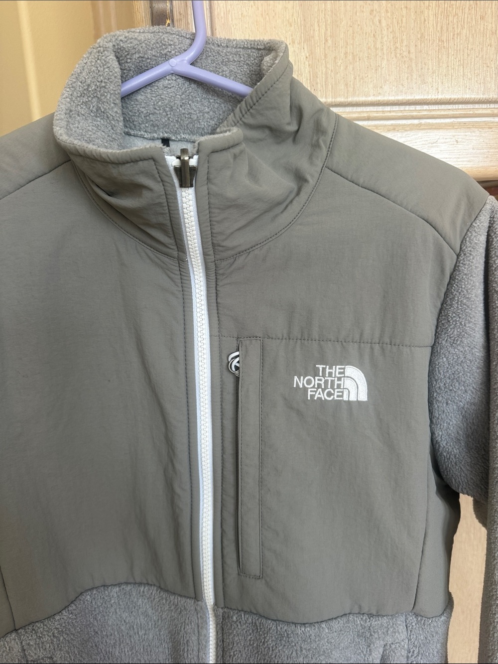 The North Face Woman’s Grey Full-Zip Fleece Jacket - Picture 2 of 5